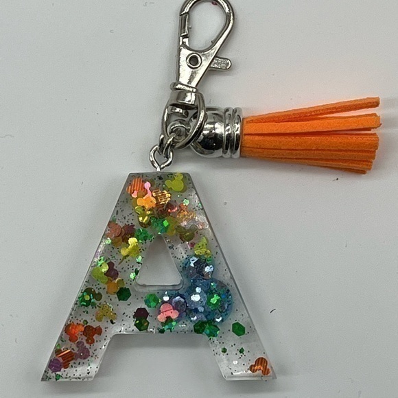 Handmade A Mickey Mouse Glitter Resin Glitter Key Chain Bag Charm Disney Disnerd - Picture 1 of 11